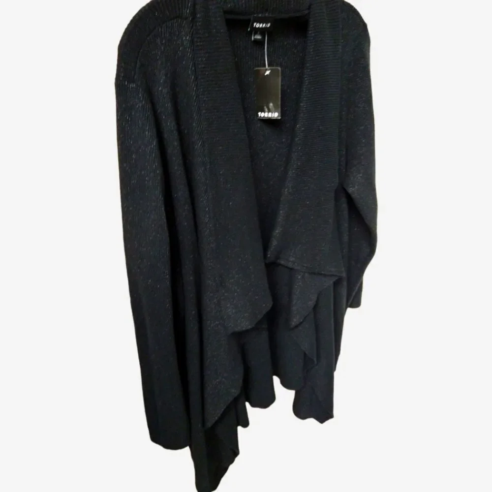 TORRIID Plusย Size Black Sparkly Drape Front Cardigan WithโOverlapping Layers 3X - Picture 3 of 14